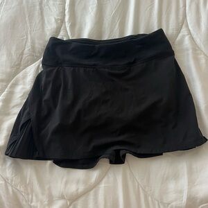Lululemon Athletica - black skirt